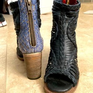Freebird Bela size 9.  Never worn.